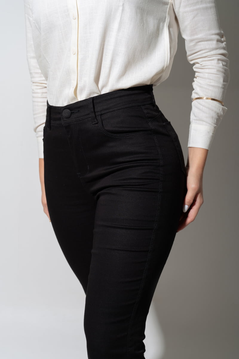 Calça Flare Modeladora Preta Que Não Desbota JEB109